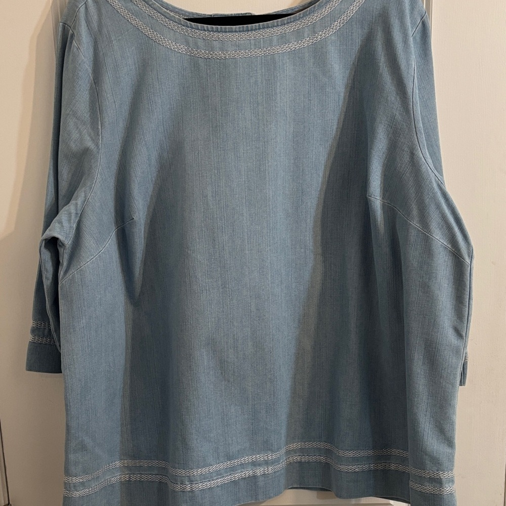 Martha Stewart Denim Top - Picture 8 of 8